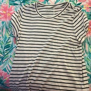 J Crew Girlfriend t shirt Large